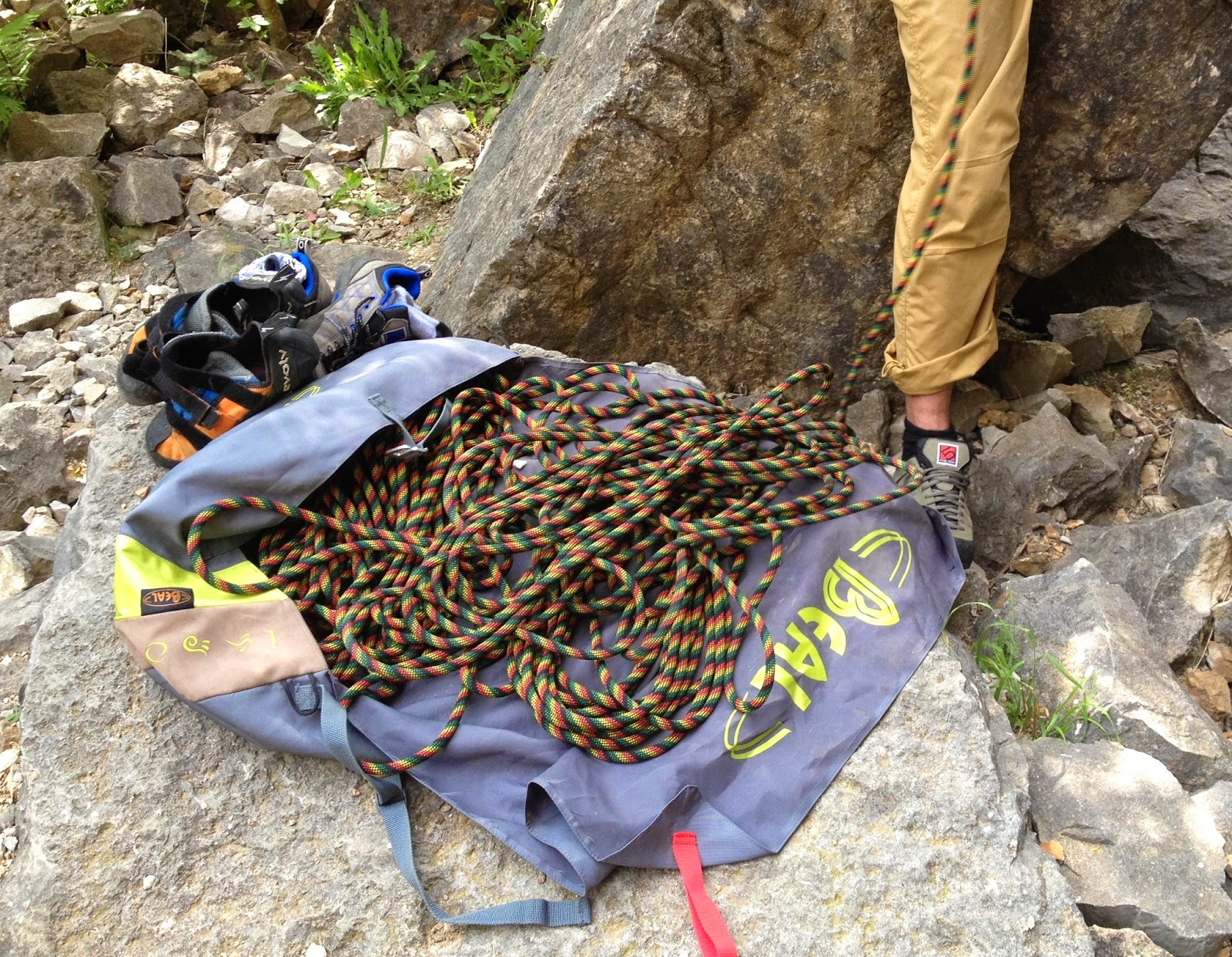 Beal Folio Rock Climbing Rope Bag / Tarp AbsoluteSnow